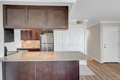Welcome to waterfront paradise at the desirable Anchorage with - photo 25