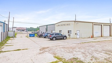 MARKET STREET LOCATION| ALMOST 2 ACRES | OFFICE | TWO RESTROOMS - photo 7