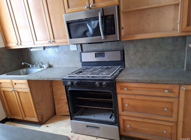 Co-op Style Home. This Home Features 2 Bedrooms, Full Bath, Lr & - photo 11