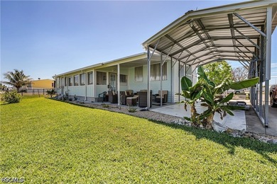 Waterfront opportunity in Flamingo Bay! This newly renovated - photo 4