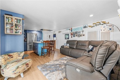 Waterfront opportunity in Flamingo Bay! This newly renovated - photo 5