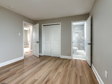 Welcome home on Hamilton. This fully remodeled and somewhat - photo 31