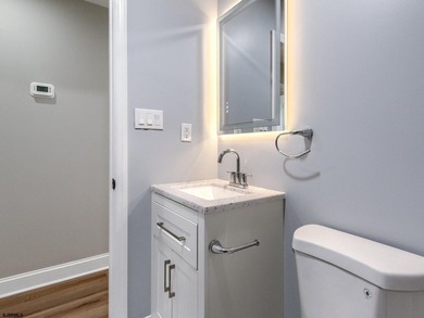 Welcome home on Hamilton. This fully remodeled and somewhat - photo 38