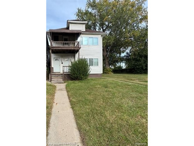 Lake Saint Clair Lot Active Under Contract in Detroit Michigan