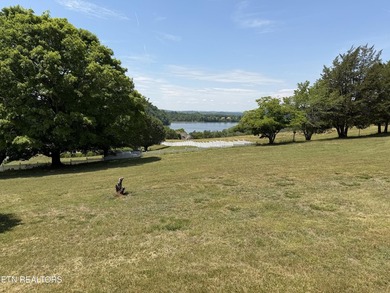 Wonderful lake views welcome you to this charming home situated - photo 3