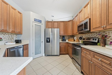 BEST PRICE IN PORTOFINO SHORES. Spacious 4 Bdrm Home In - photo 14