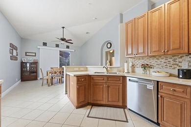 BEST PRICE IN PORTOFINO SHORES. Spacious 4 Bdrm Home In - photo 15