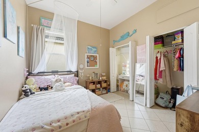BEST PRICE IN PORTOFINO SHORES. Spacious 4 Bdrm Home In - photo 28