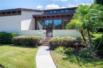 Lake Home Sale Pending in Lakeland, Florida