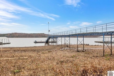 Beautiful waterfront home in Panorama Shores on Kentucky Lake! - photo 32