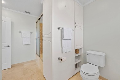 Meticulously maintained and move-in ready, this 3 bedroom + den - photo 33