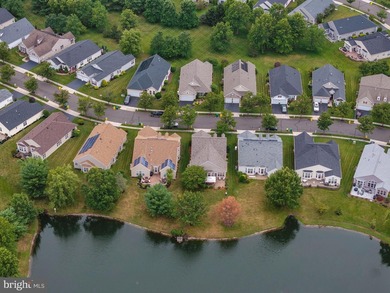 OFFER ACCEPTED-NO SHOWINGS -Welcome to this Stunning Pond-View - photo 36