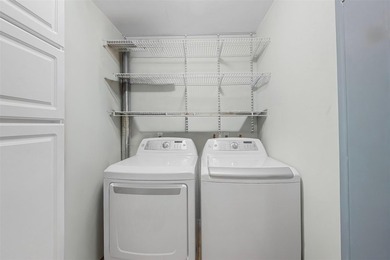 Meticulously maintained and move-in ready, this 3 bedroom + den - photo 40
