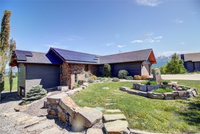 Lake Home ActiveUnderContr in Polson, Montana