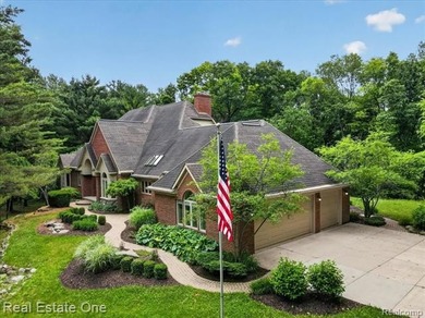Private Country Living on 9.16 Acres with Two Lakefront - photo 2