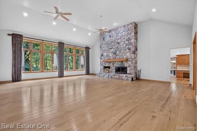 Private Country Living on 9.16 Acres with Two Lakefront - photo 8