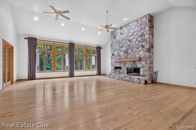 Private Country Living on 9.16 Acres with Two Lakefront - photo 9