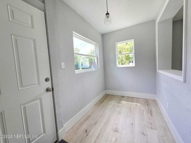 Why rent when you can own? This thoughtfully updated 2-bedroom - photo 3