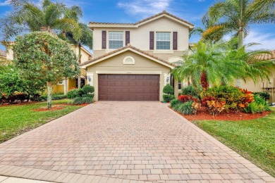 Lake Home For Sale in Boynton Beach, Florida