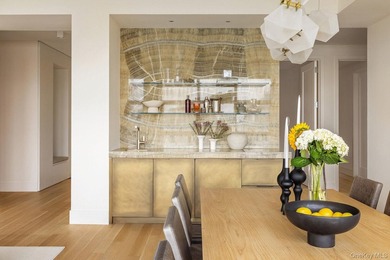 An expansive waterfront Tribeca home just completed a high-end - photo 11