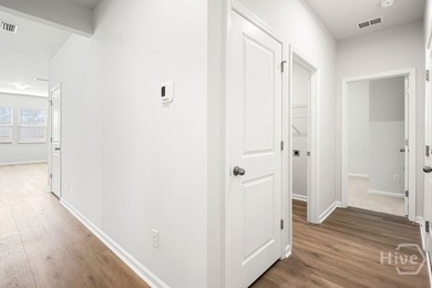 Discover this beautiful One Story, 4-bedroom, 2-bath home - photo 5