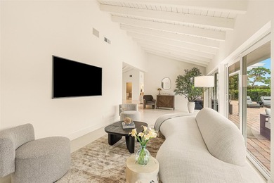 Nestled on a quiet cul-de-sac within the prestigious Seagate - photo 20