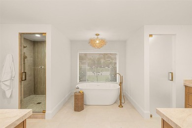 Nestled on a quiet cul-de-sac within the prestigious Seagate - photo 24