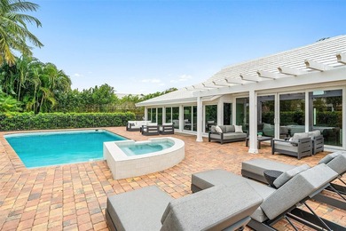 Nestled on a quiet cul-de-sac within the prestigious Seagate - photo 32