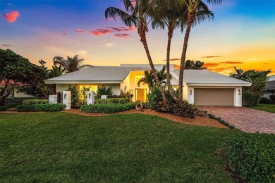 Nestled on a quiet cul-de-sac within the prestigious Seagate - photo 36