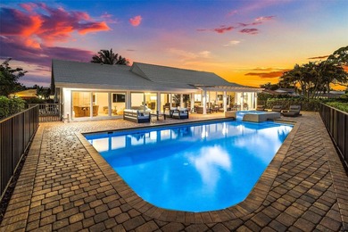 Nestled on a quiet cul-de-sac within the prestigious Seagate - photo 37