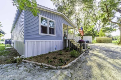 (private lake, pond, creek) Home For Sale in Interlachen Florida