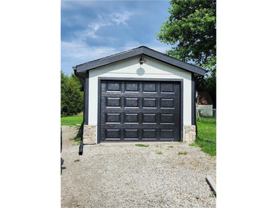 Don't miss this charming brand-new home, perfect for a summer - photo 12