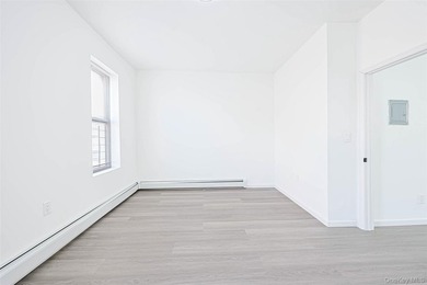 Great investment opportunity in the Bronx with low annual taxes - photo 8