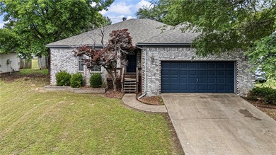 Lake Dardanelle Home For Sale in Russellville Arkansas