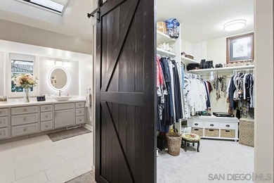 Newly Priced & Ready to Impress! This breathtaking remodeled - photo 16