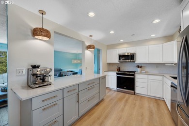 Stunning Valley Views & Coastal Convenience. This immaculate - photo 17