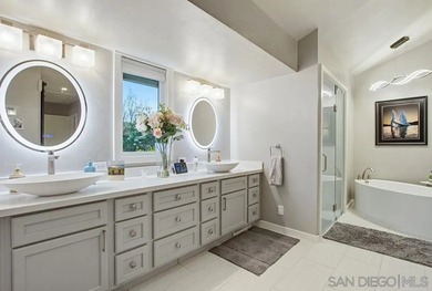 Newly Priced & Ready to Impress! This breathtaking remodeled - photo 18