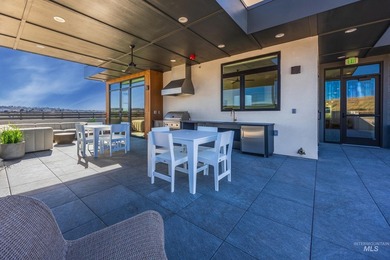 Open Weds & Sat 12-2! Residence 210 at The Murray - Discover - photo 26