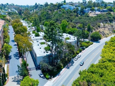 THIS IS A MUST SEE! Beautiful turnkey ready for move-in 1 Bed, 1 - photo 29