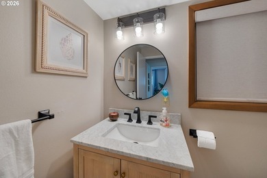 Stunning Valley Views & Coastal Convenience. This immaculate - photo 31