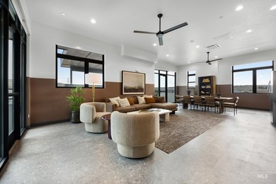 Open Weds & Sat 12-2! Residence 210 at The Murray - Discover - photo 32