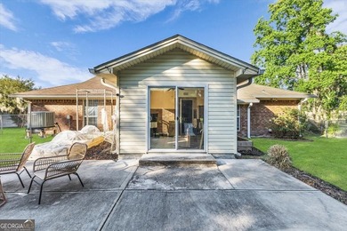 Welcome home to this charming 3-bedroom, 2-bath home in the - photo 35