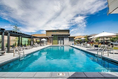 Open Weds & Sat 12-2! Residence 210 at The Murray - Discover - photo 38