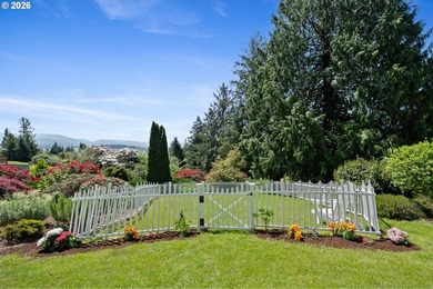 Stunning Valley Views & Coastal Convenience. This immaculate - photo 40