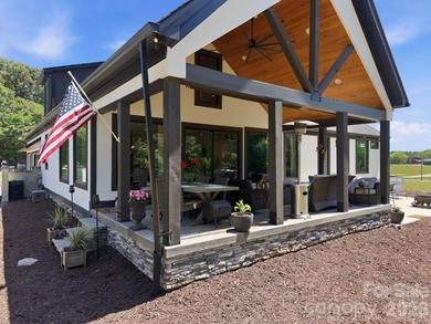 2023 build, sitting on 4.77 acres this 4BR, 3.5BA home blends - photo 41