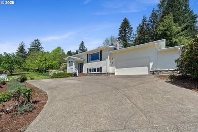 Stunning Valley Views & Coastal Convenience. This immaculate - photo 41