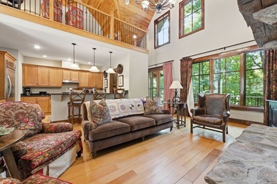 A classic mountain sanctuary nestled within the exclusive Bear - photo 3