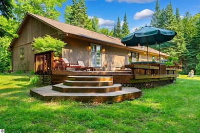 Secluded and wooded lot in Lakewood shores. Original owners have - photo 3
