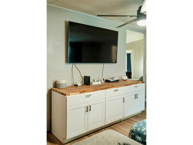 ***Motivated seller, please bring all offers!*** Welcome to your - photo 11