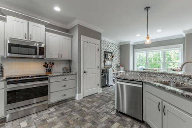 Welcome to this Beautifully designed home, built on 2017 - photo 19